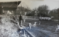 Nejdecká malá vzpomínka na areál fotbalového škvárového hřiště ve městě